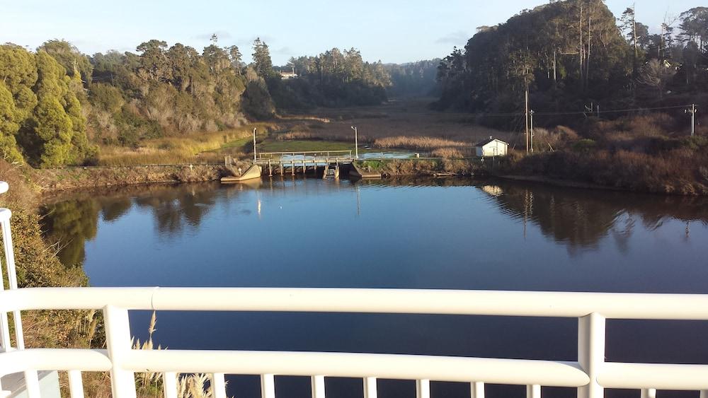 Beach House Inn Fort Bragg Exterior photo